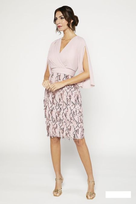 Vestido con falda de lentejuelas