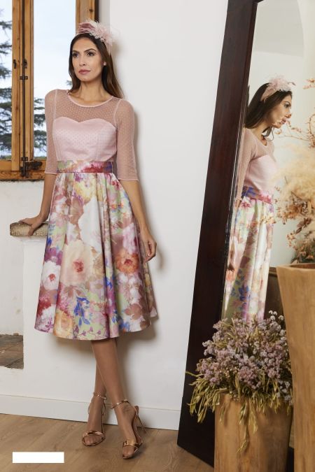 Vestido midi con mangas de tul plumeti